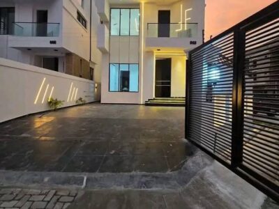 5bedroom Detached duplex with a BQ, cinema & swimming pool